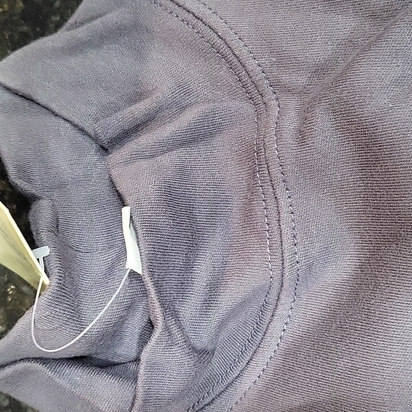 NWT Gray Caryolyn Taylor Mock Turtleneck Size XS - Picture 3 of 5